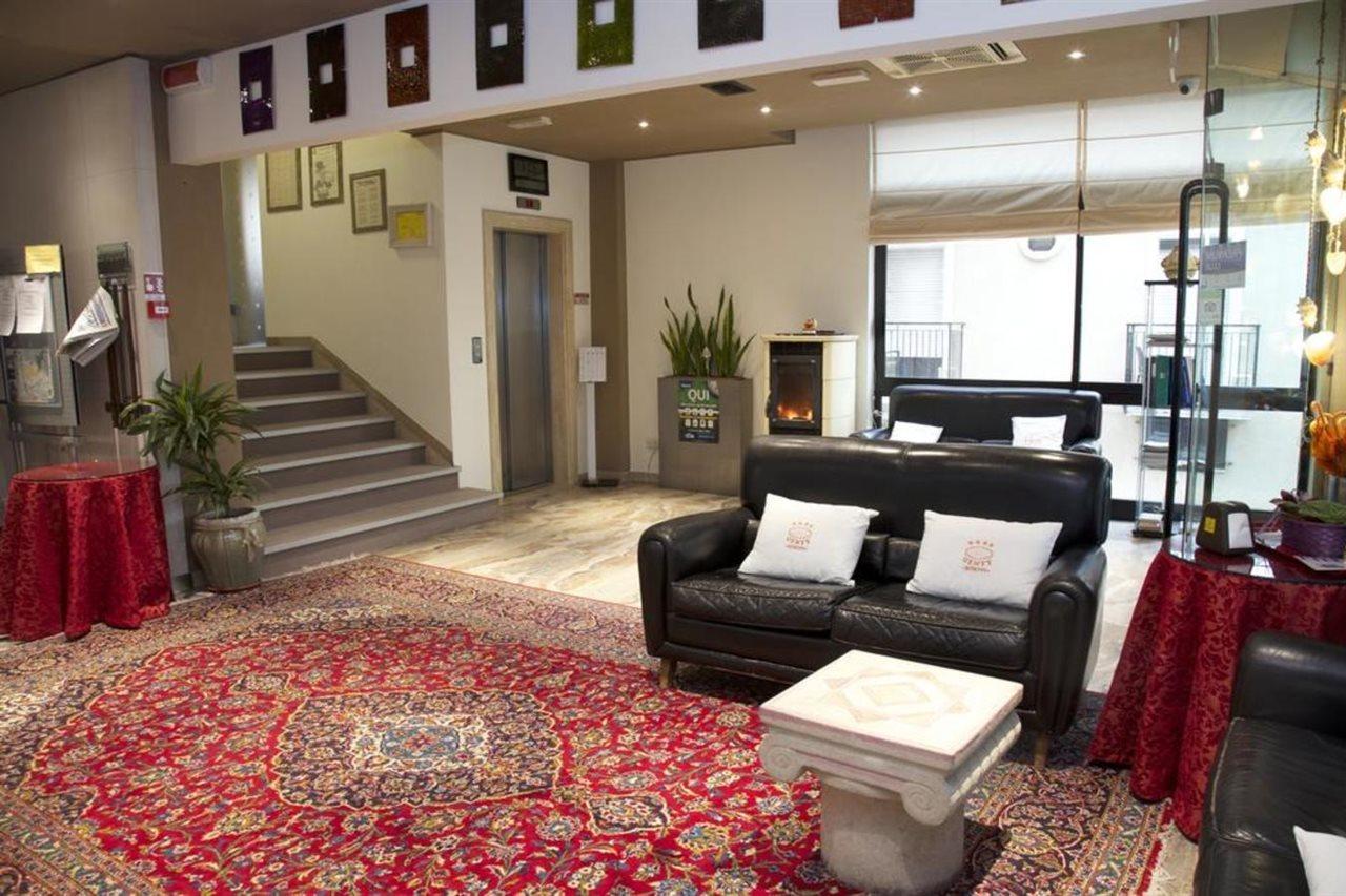 Hotel Genty Ρίμινι Εξωτερικό φωτογραφία